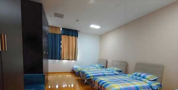 他吃馄饨那场戏，我看了十遍