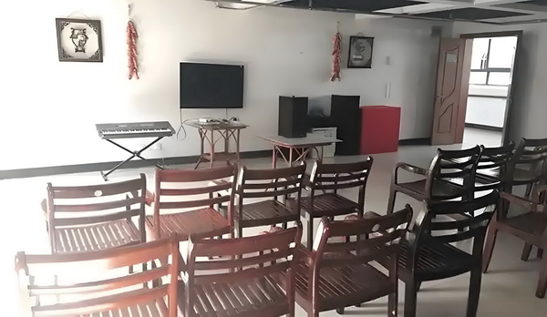 海外玩家热议邓紫棋S15：把她理解成华语乐坛的霉霉就好